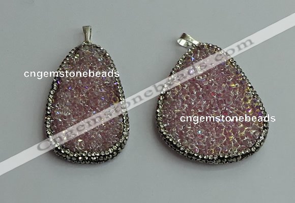 CGP572 30*45mm - 40*50mm freeform crystal glass pendants wholesale