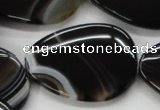 CAA271 15.5 inches 30*35mm flat teardrop black line agate beads