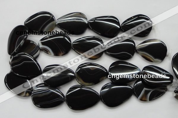 CAA271 15.5 inches 30*35mm flat teardrop black line agate beads