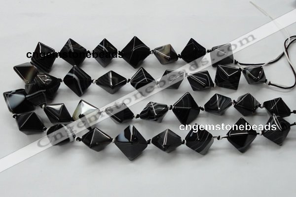 CAA293 15.5 inches 18*18*18mm black line agate gemstone beads