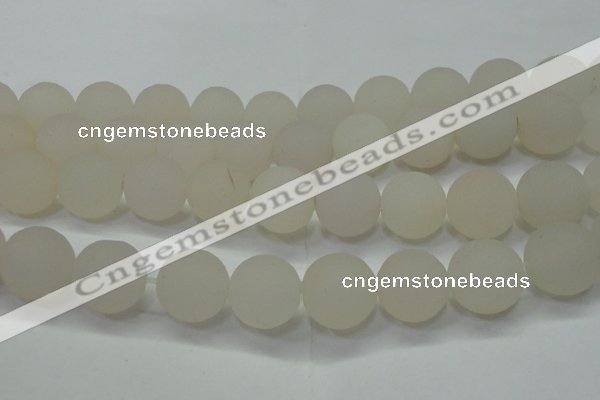 CAG6686 15 inches 18mm round white pilates agate beads