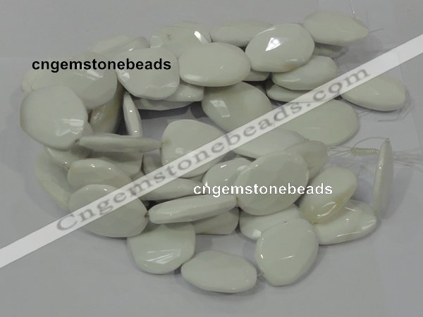CAG731 15.5 inches 30*45mm faceted freeform white agate beads