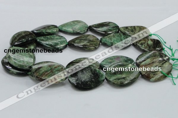 CEM30 15.5 inches 30*40mm twisted teardrop emerald gemstone beads