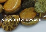 CFA57 18*25mm twisted & flat teardrop yellow chrysanthemum agate beads