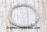 CFB721 faceted rondelle white crazy lace agate & potato white freshwater pearl stretchy bracelet