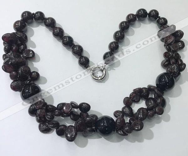 CGN375 19.5 inches round & chips garnet beaded necklaces