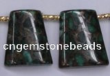 CGO155 Top-drilled 22*28mm trapezoid gold green color stone beads