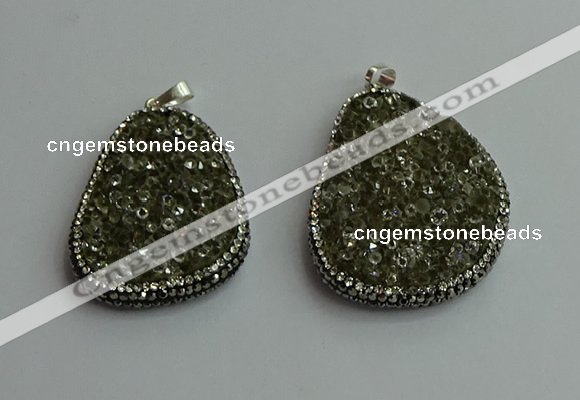 CGP569 30*45mm - 40*50mm freeform crystal glass pendants wholesale