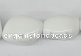 CNG72 15.5 inches 10*16mm - 25*35mm nuggets white agate beads