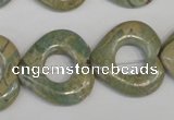 CNS220 15.5 inches 25*25mm heart donut natural serpentine jasper beads