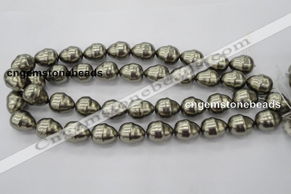 CSB572 15.5 inches 16*19mm whorl teardrop shell pearl beads