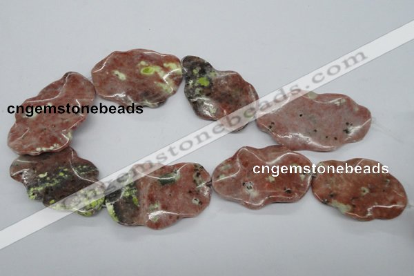 CTW314 15.5 inches 40*50mm wavy oval sesame red jasper gemstone beads