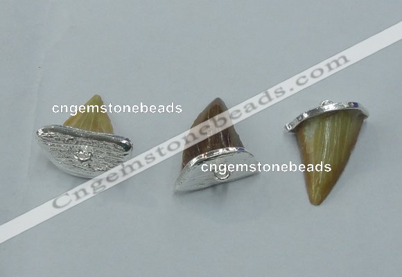 NGP2497 18*20mm - 22*25mm shark teeth pendants wholesale