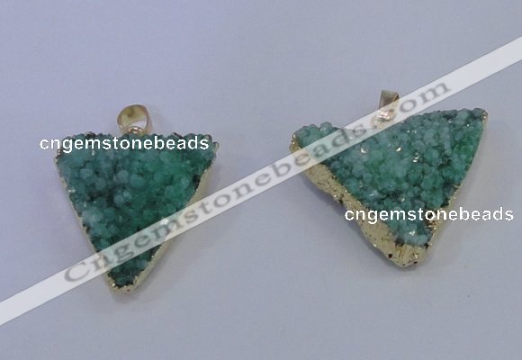 NGP4051 25*30mm – 30*35mm triangle druzy quartz pendants