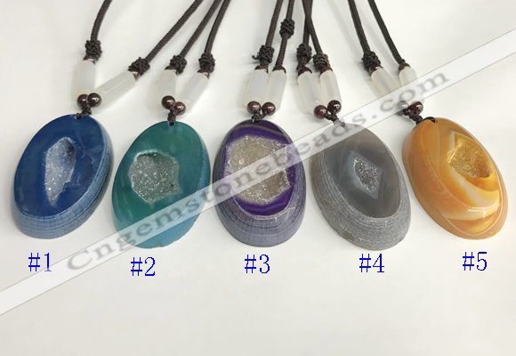 NGP5651 Agate oval pendant with nylon cord necklace