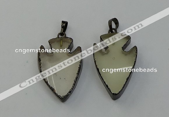 NGP6452 22*28mm - 25*35mm arrowhead lemon quartz pendants